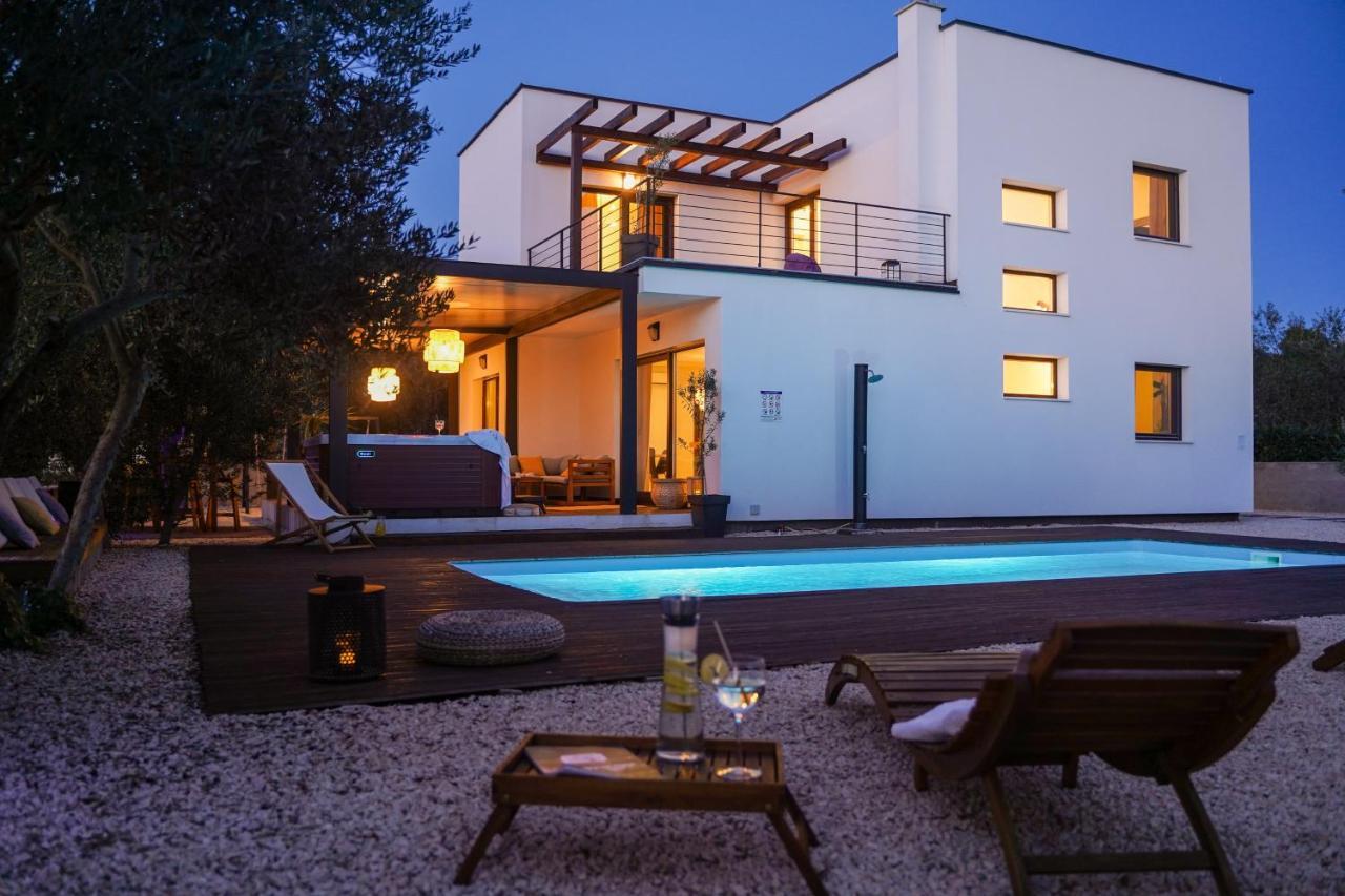 Villa Suncica With Heated Pool, Jacuzzi And Bikes Near Zadar Sukošan Buitenkant foto