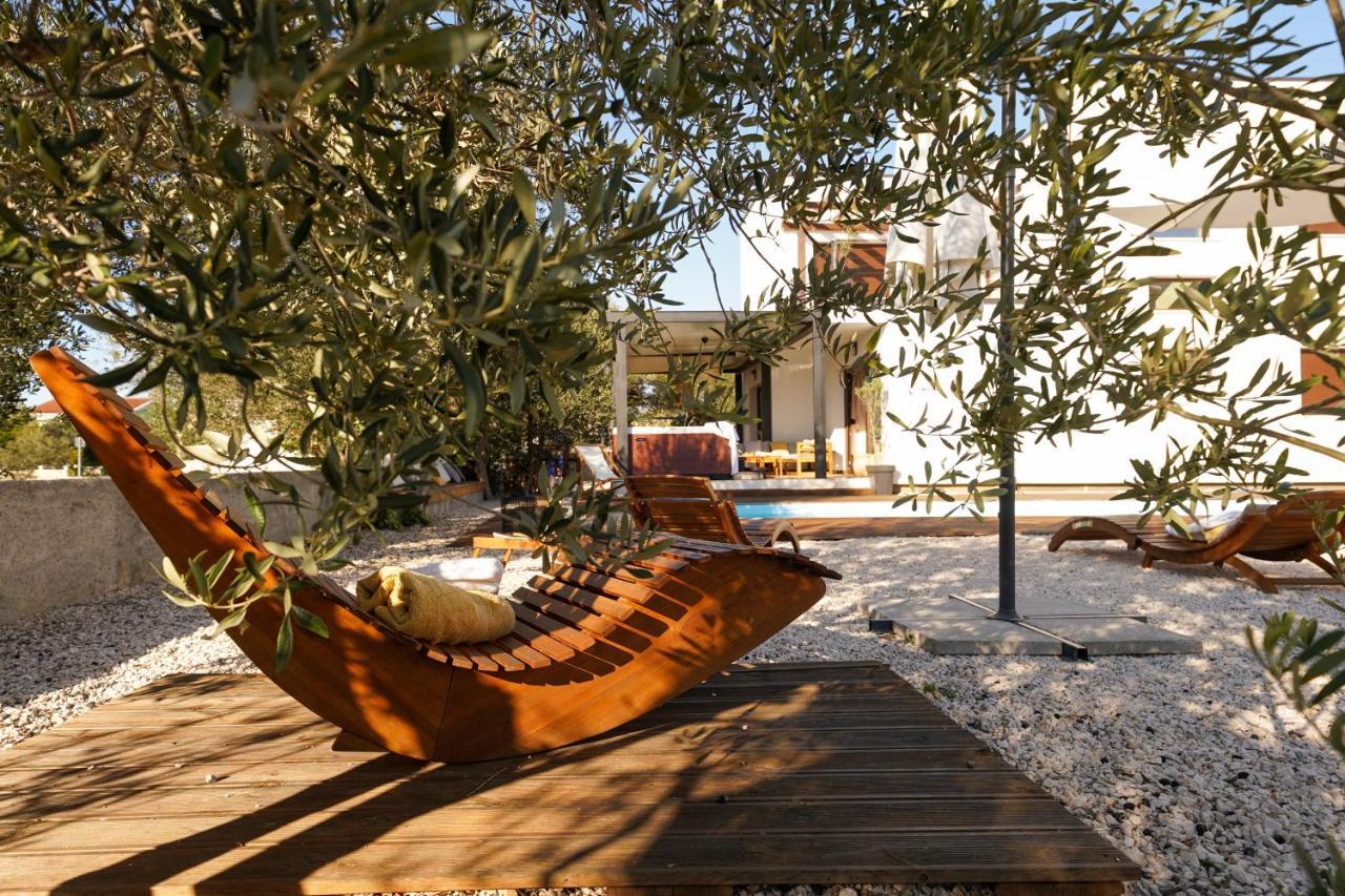 Villa Suncica With Heated Pool, Jacuzzi And Bikes Near Zadar Sukošan Buitenkant foto