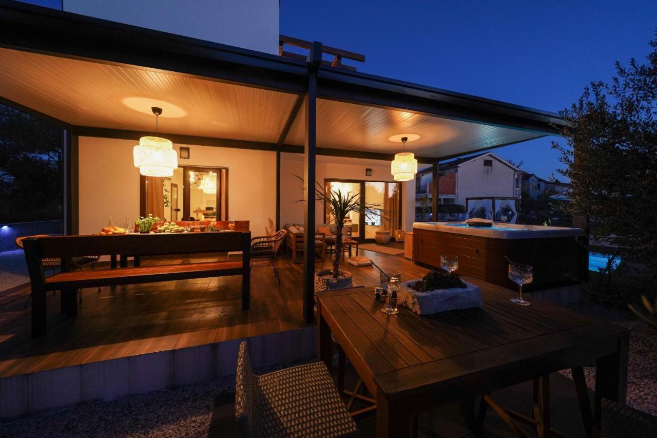 Villa Suncica With Heated Pool, Jacuzzi And Bikes Near Zadar Sukošan Buitenkant foto