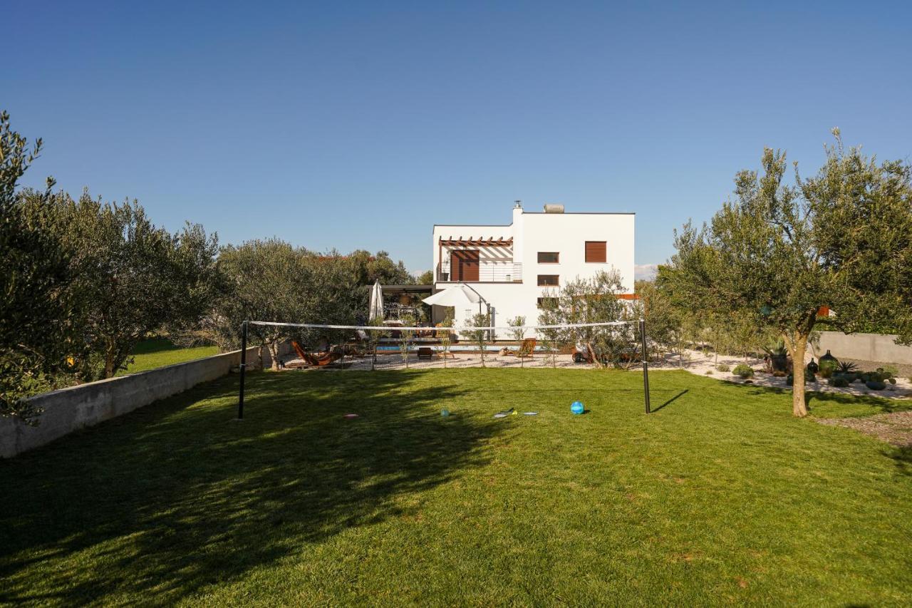 Villa Suncica With Heated Pool, Jacuzzi And Bikes Near Zadar Sukošan Buitenkant foto