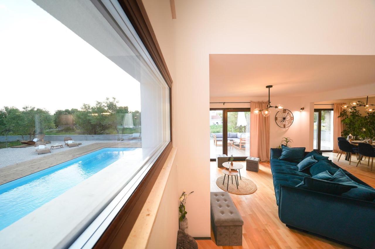 Villa Suncica With Heated Pool, Jacuzzi And Bikes Near Zadar Sukošan Buitenkant foto